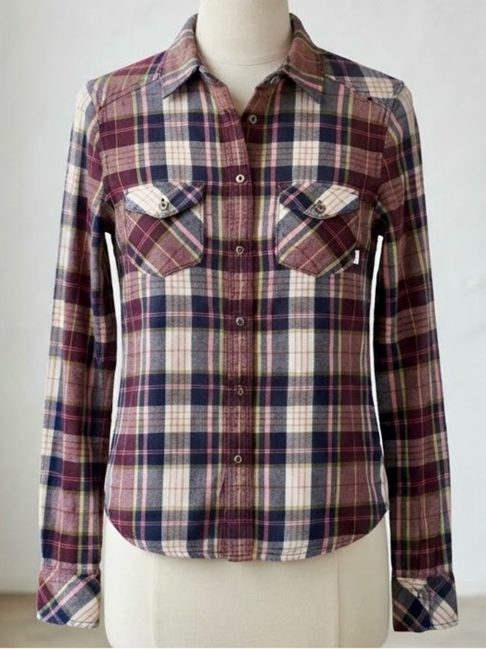TNA| Aritzia| VTG Flannel Plaid Button-Down Shirt in Pink, Indigo & Lime Sz XS
